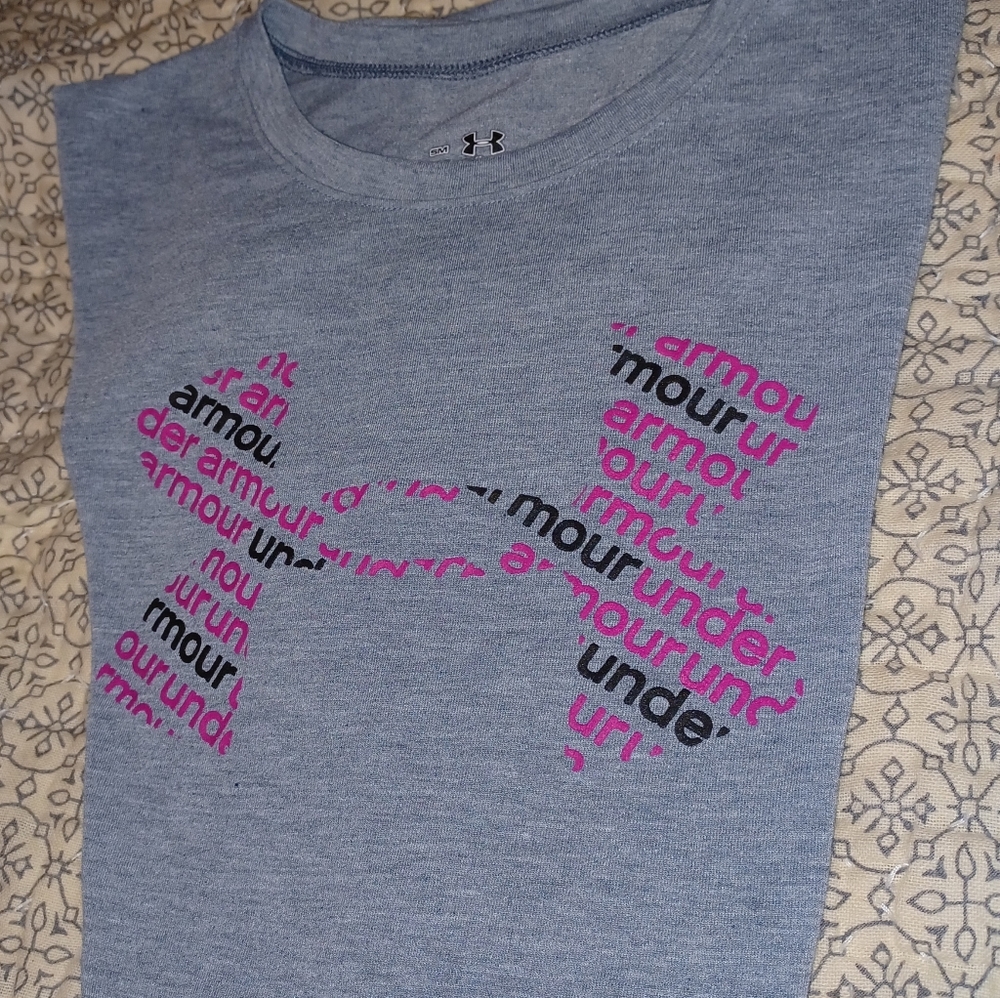 Under Armor heat gear t-shirt